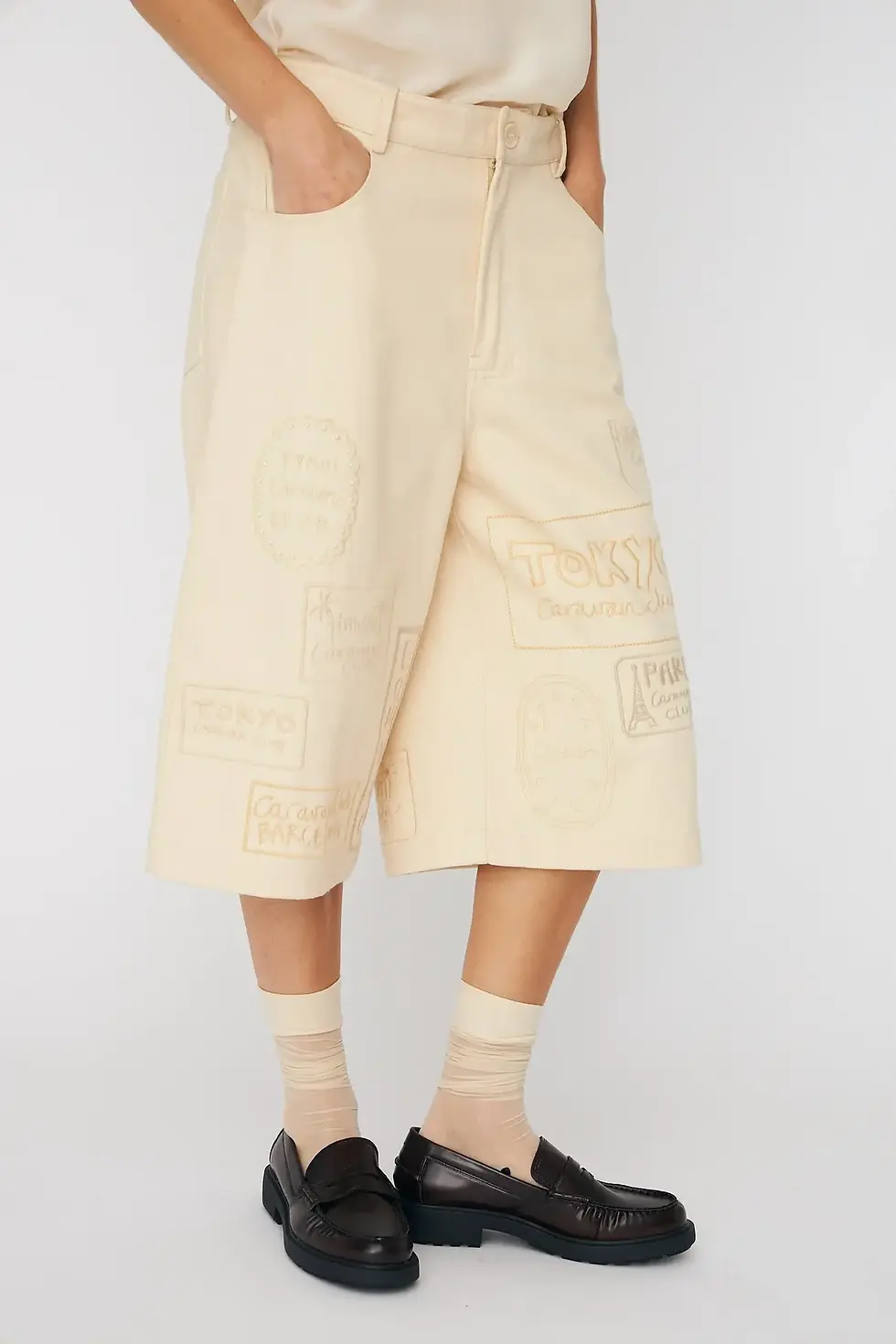 Thumbnail: Cropped pants with patches