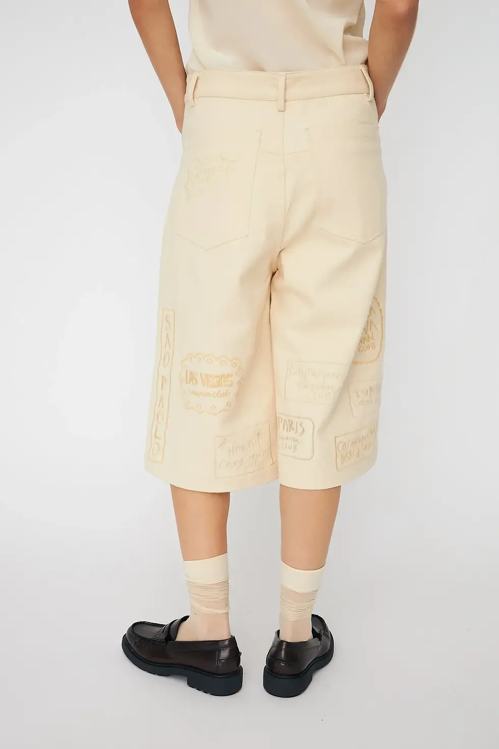Thumbnail: Cropped pants with patches