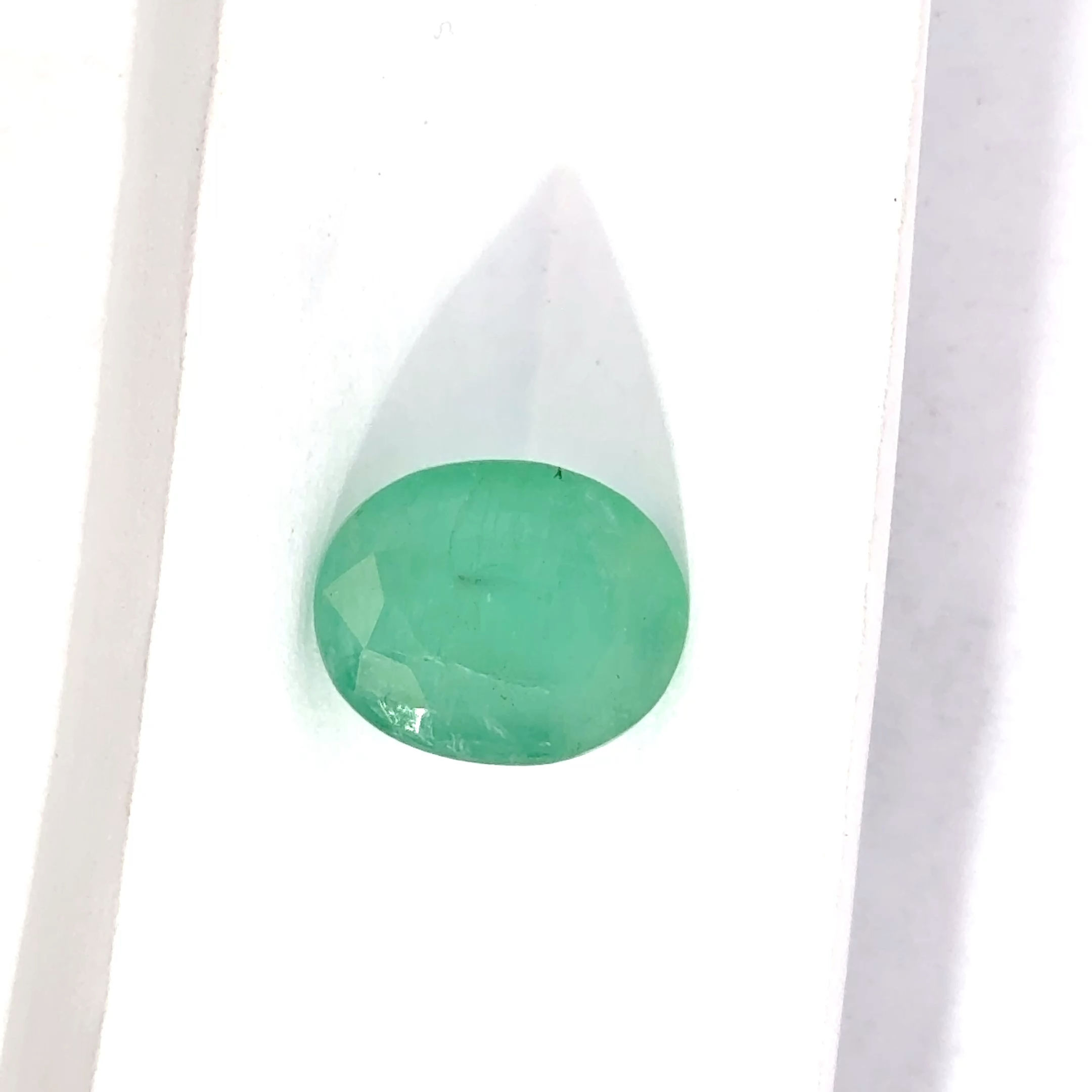 Emerald - Panna 7.25 Ratti Natural Gemstone NGTL2/26/581552