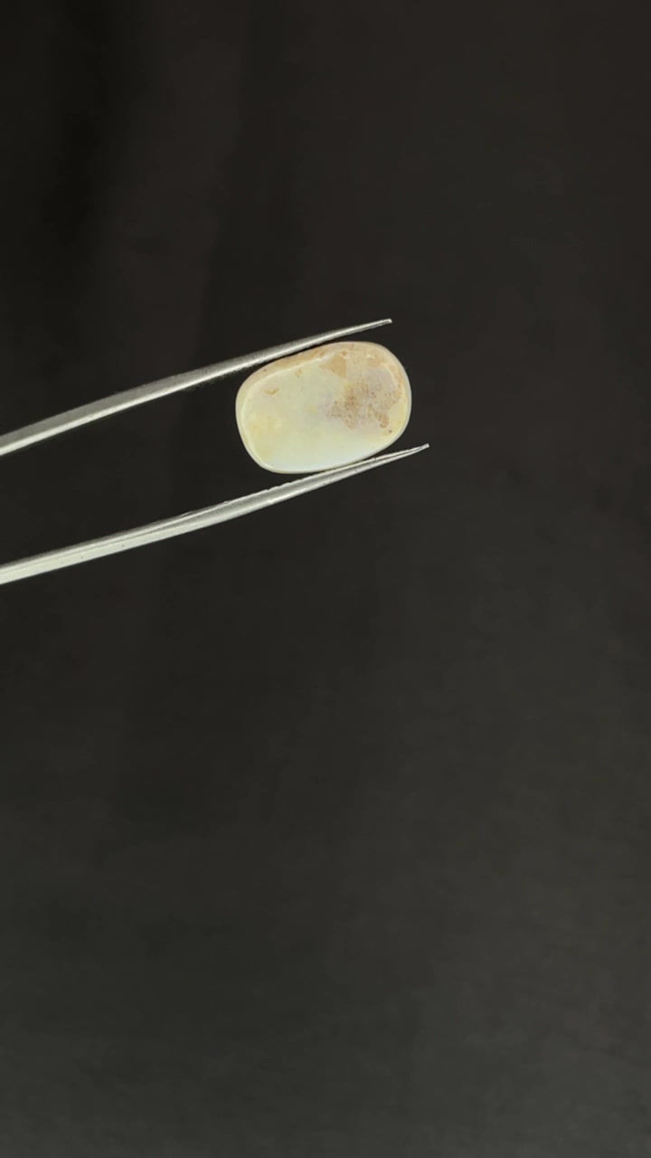 Thumbnail: Australian Natural Fire Opal- 7.25 Ratti Gemstone