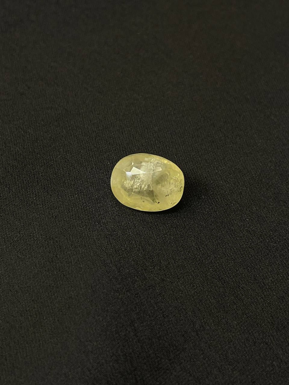 Natural Ceylone Yellow Sapphire - Pukhraj 11.25 Ratti Gemstone
