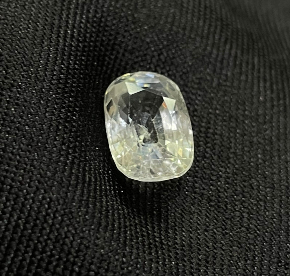 Natural White Sapphire - Pukhraj 4.50 Ratti Gemstone IIGJ-1390D2947