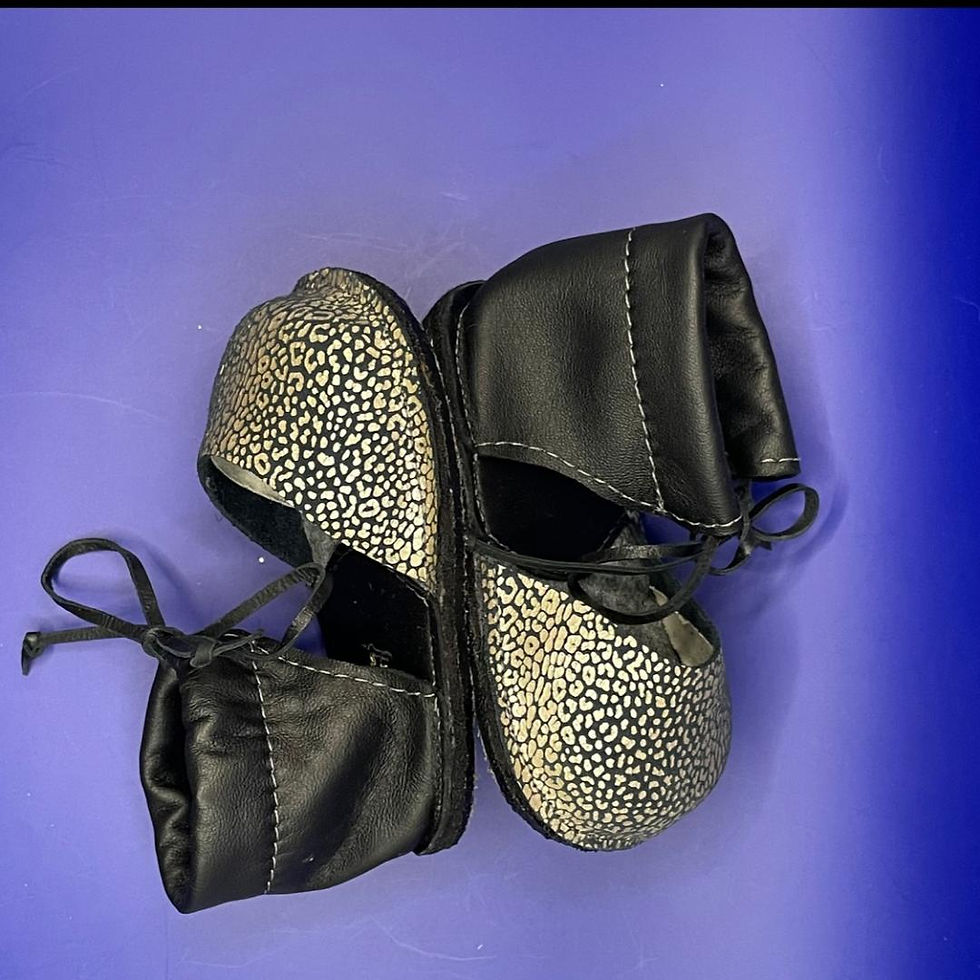 Thumbnail: Black and gold leopard closed sandal