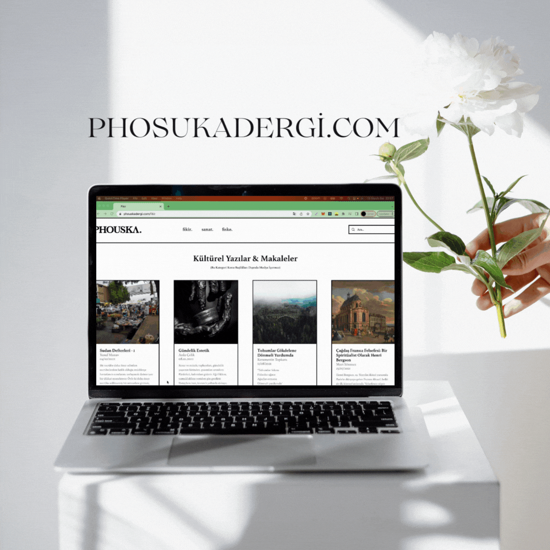 Laptop Mockup of Fashion Clothing Instagram Post.gif