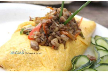Easy Longganisa Omelette Recipe