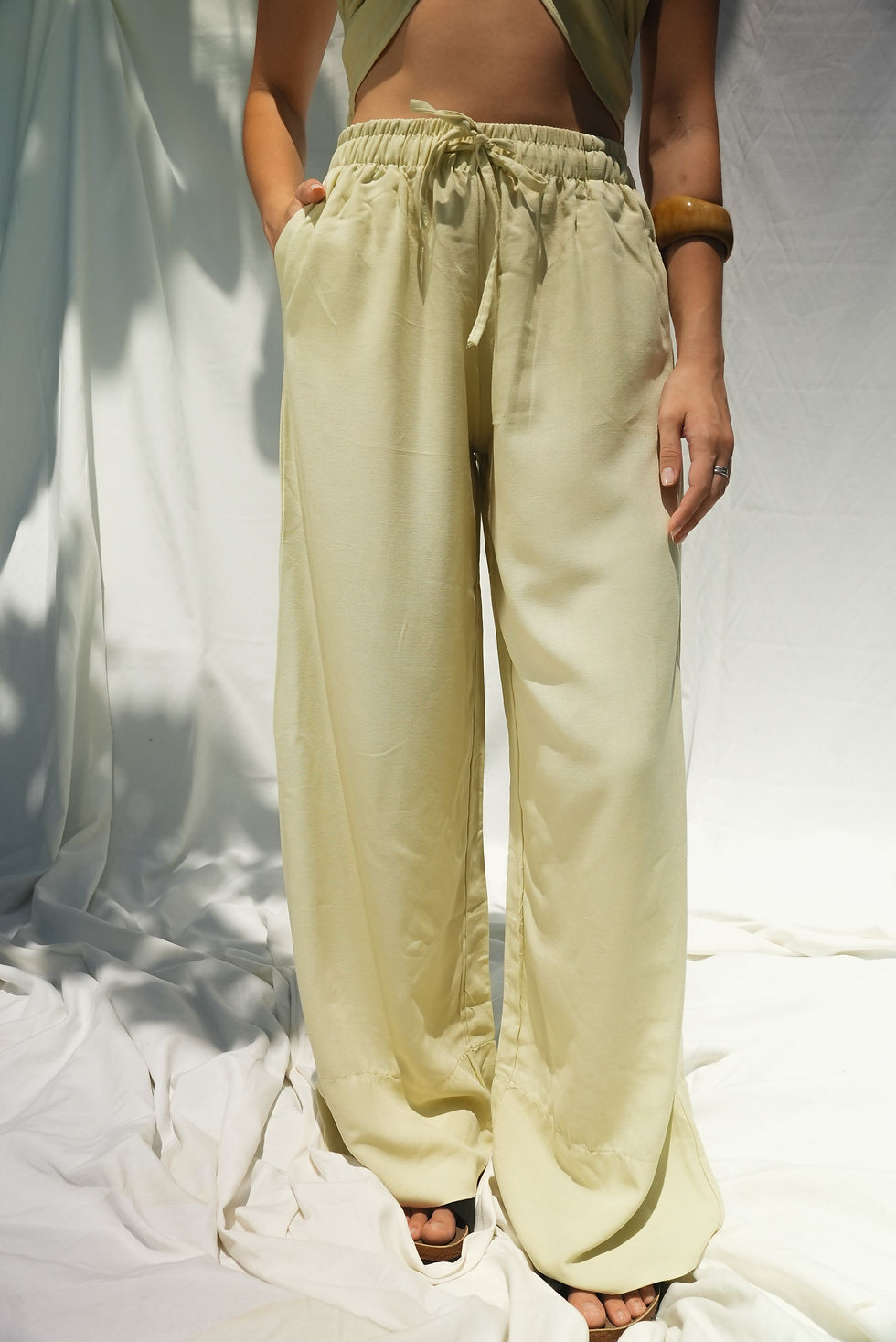 Küçük resim: Boyundan Bağlamalı Keten Takım - Butter Yellow