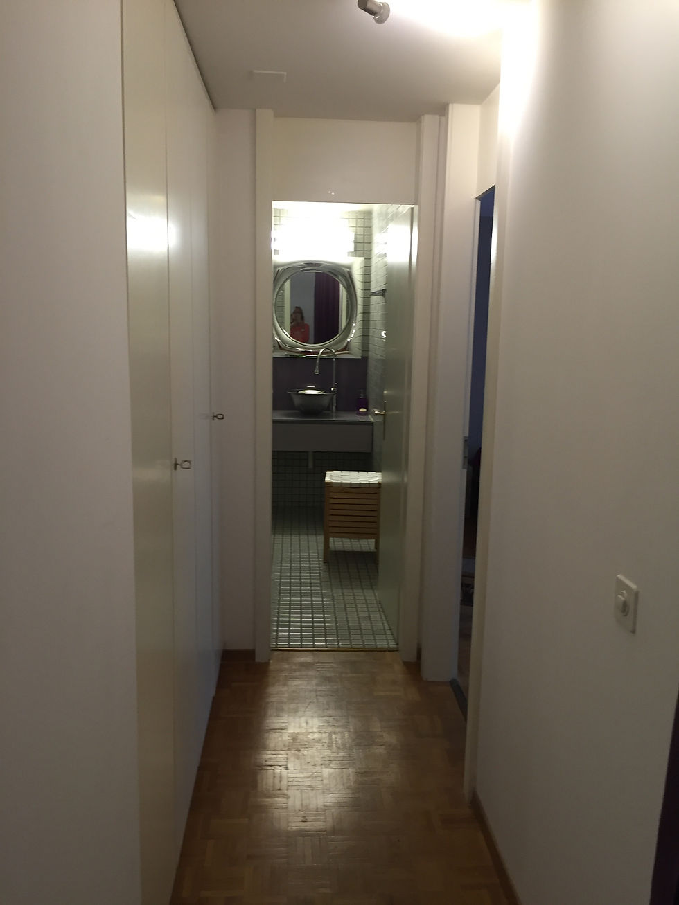 Grande chambre meublée
