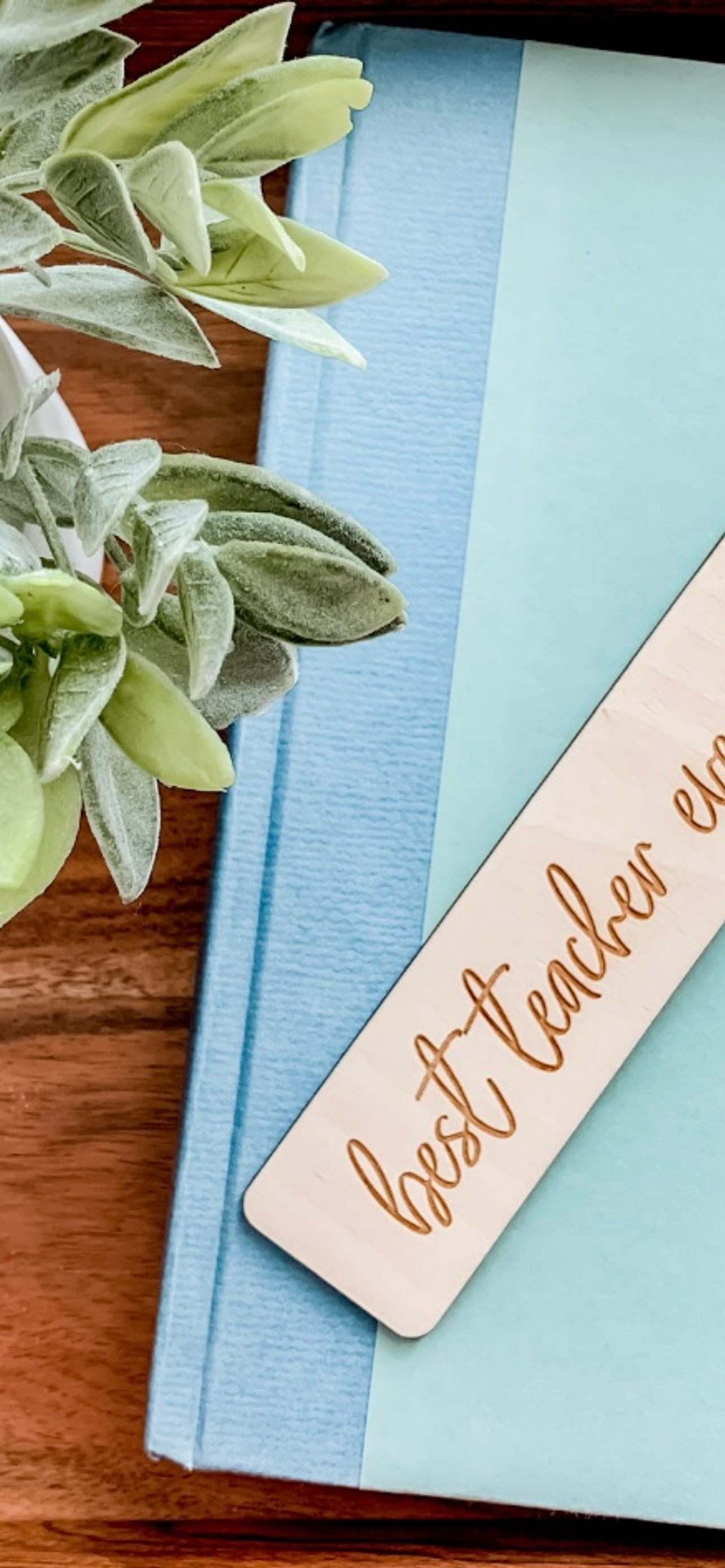 ๐ Engraved Wooden Bookmark โ โBest Teacher Everโ + Rainbow