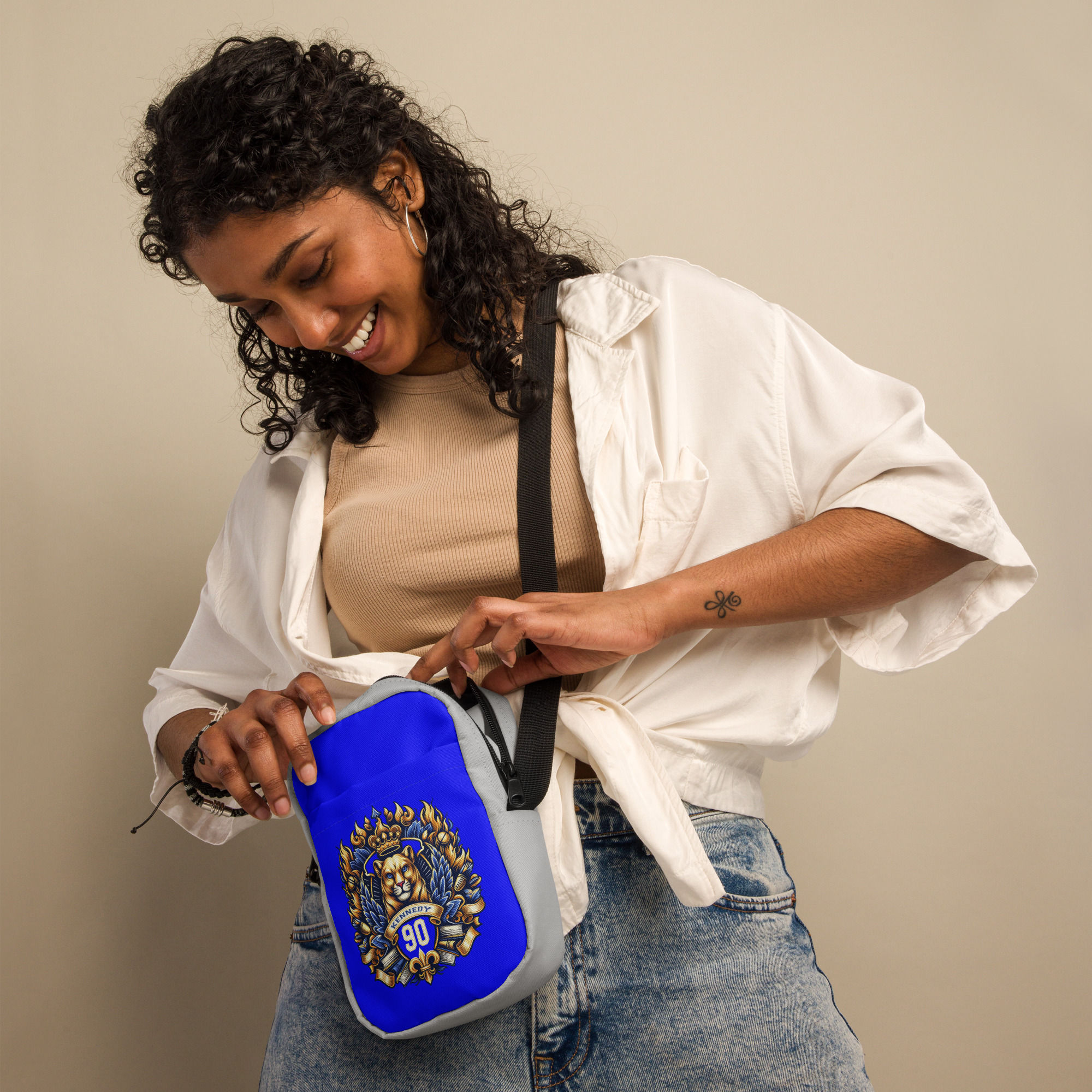 Sovereign 90 Utility crossbody bag