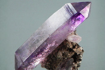 0216QuartzAmethyst1_edited_edited.png