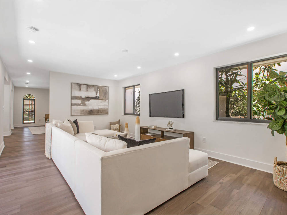 Valencia Residence —living room
