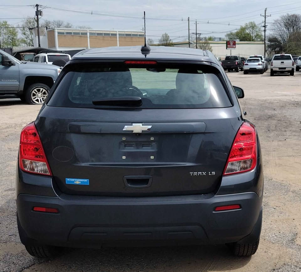 Thumbnail: 2016 Chevrolet Trax LS FWD