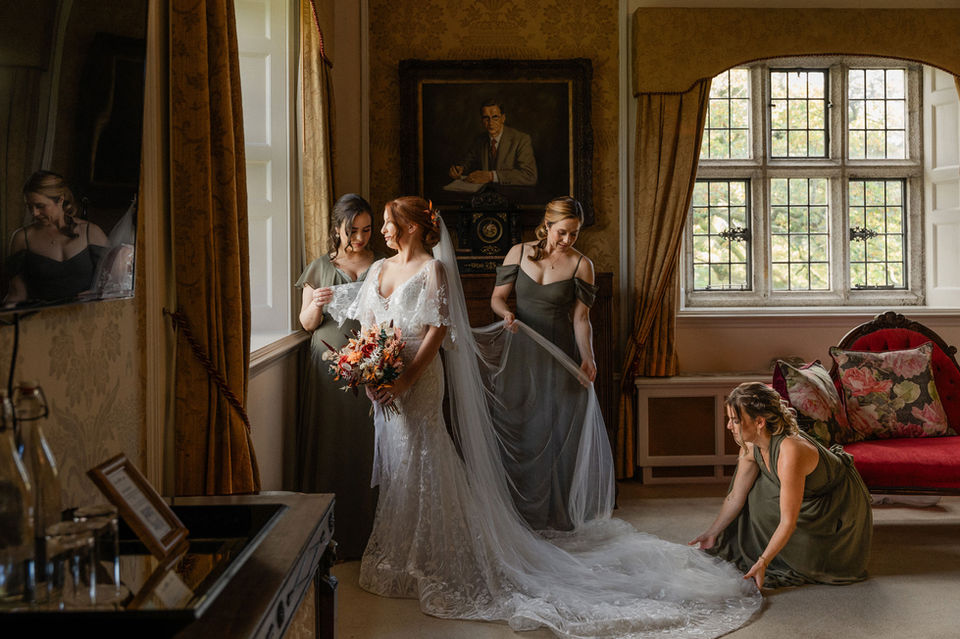 Waterford Castle bride and bridesmaids 