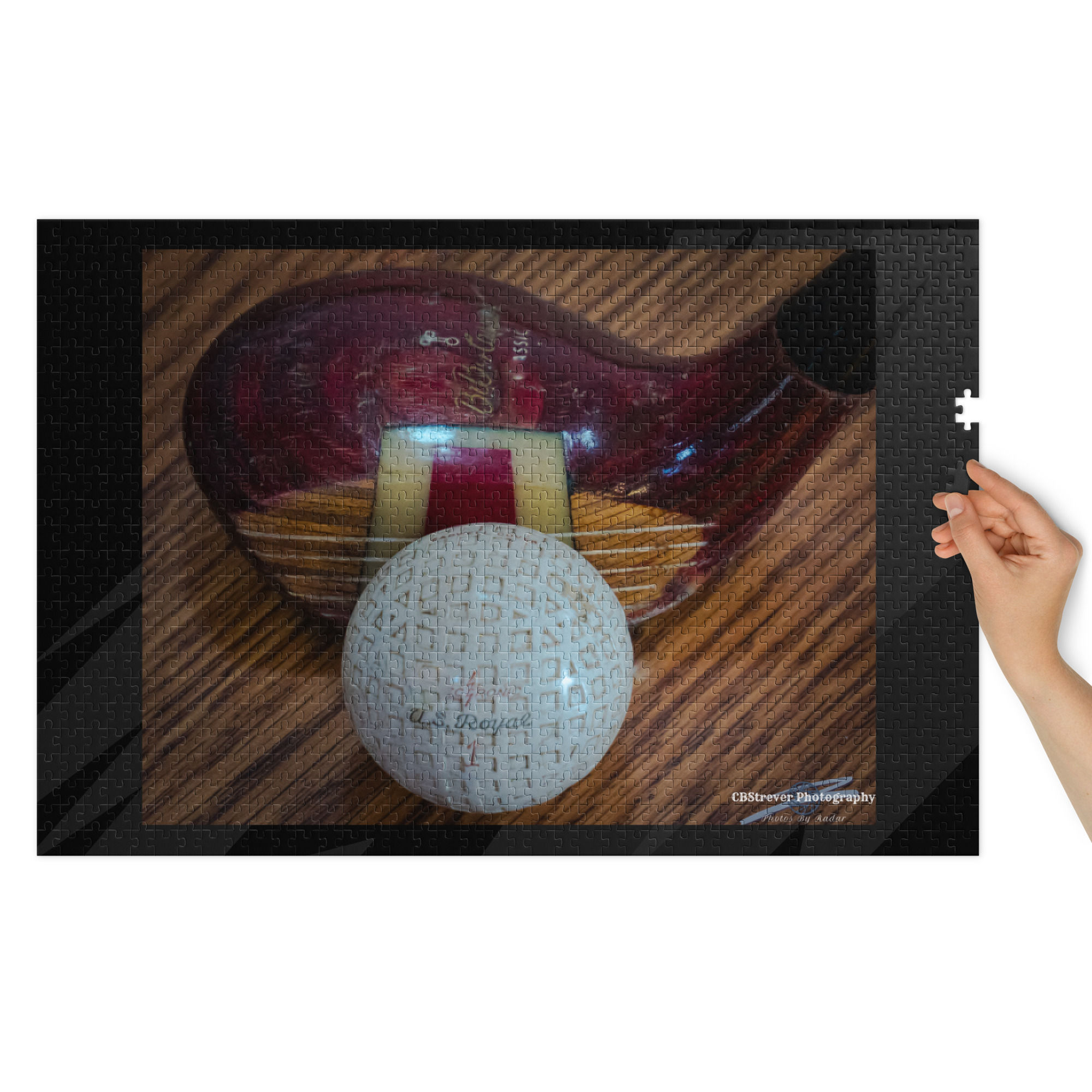 Jigsaw puzzle with tin