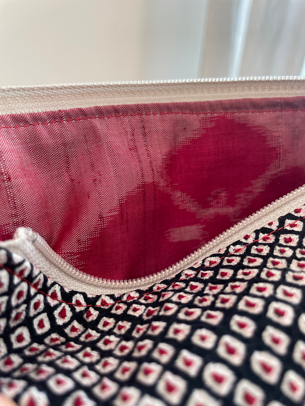 Miniaturbild: Kulturbeutel aus Upcycling Obi und Kimono