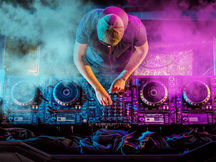 CUNG CẤP CA SĨ, NHÓM NHẠC