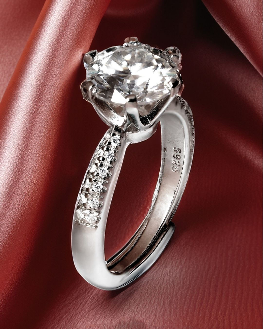 Round Cut Moissanite Ring HALET0064R