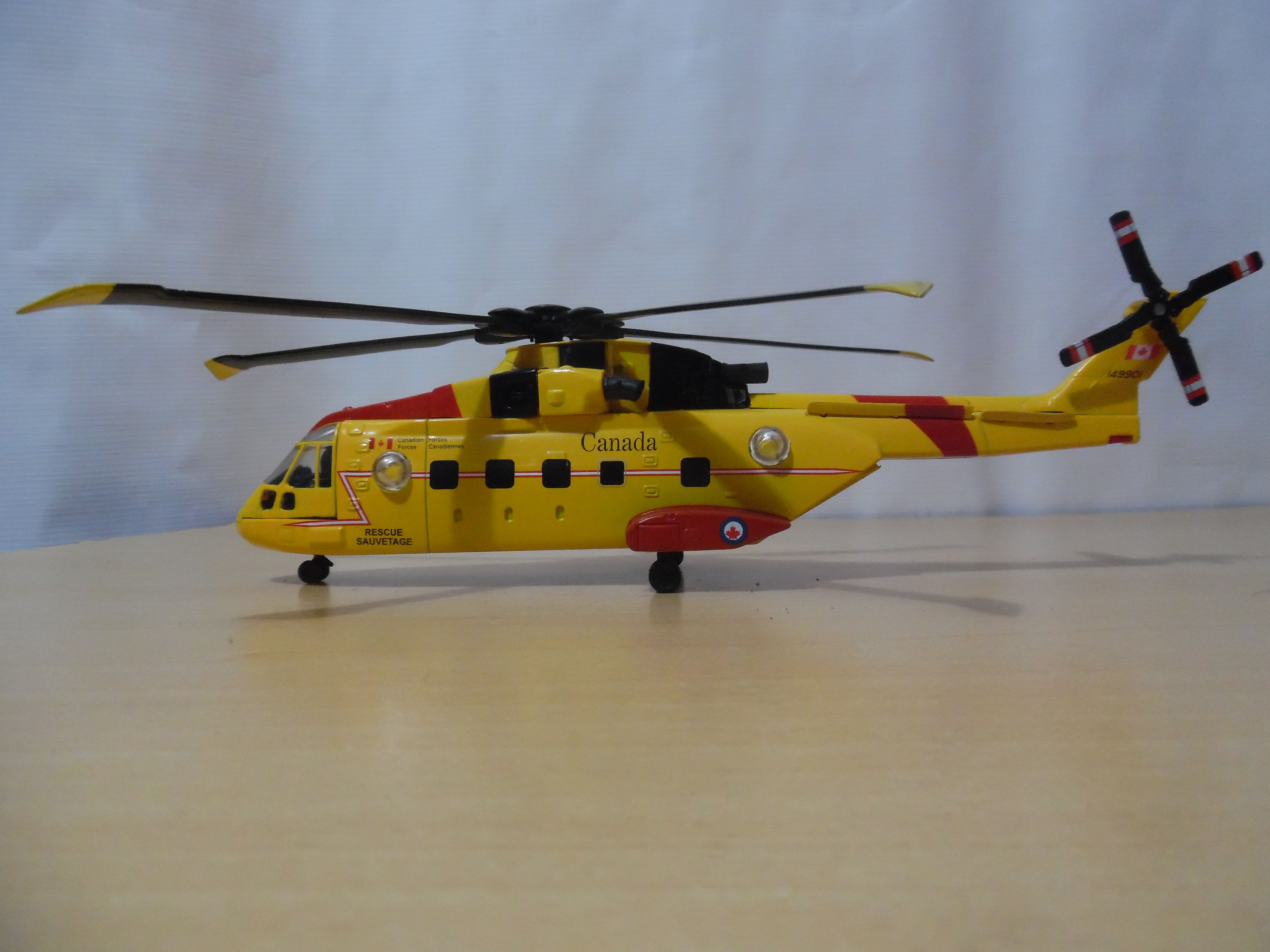 HELICOPTERO DE RESCATE AUGUSTA AW101