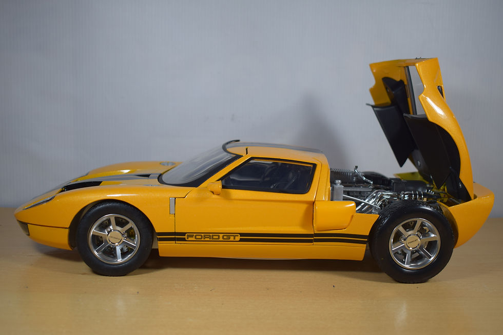 Miniatura: AUTO FORD GT CONCEPT