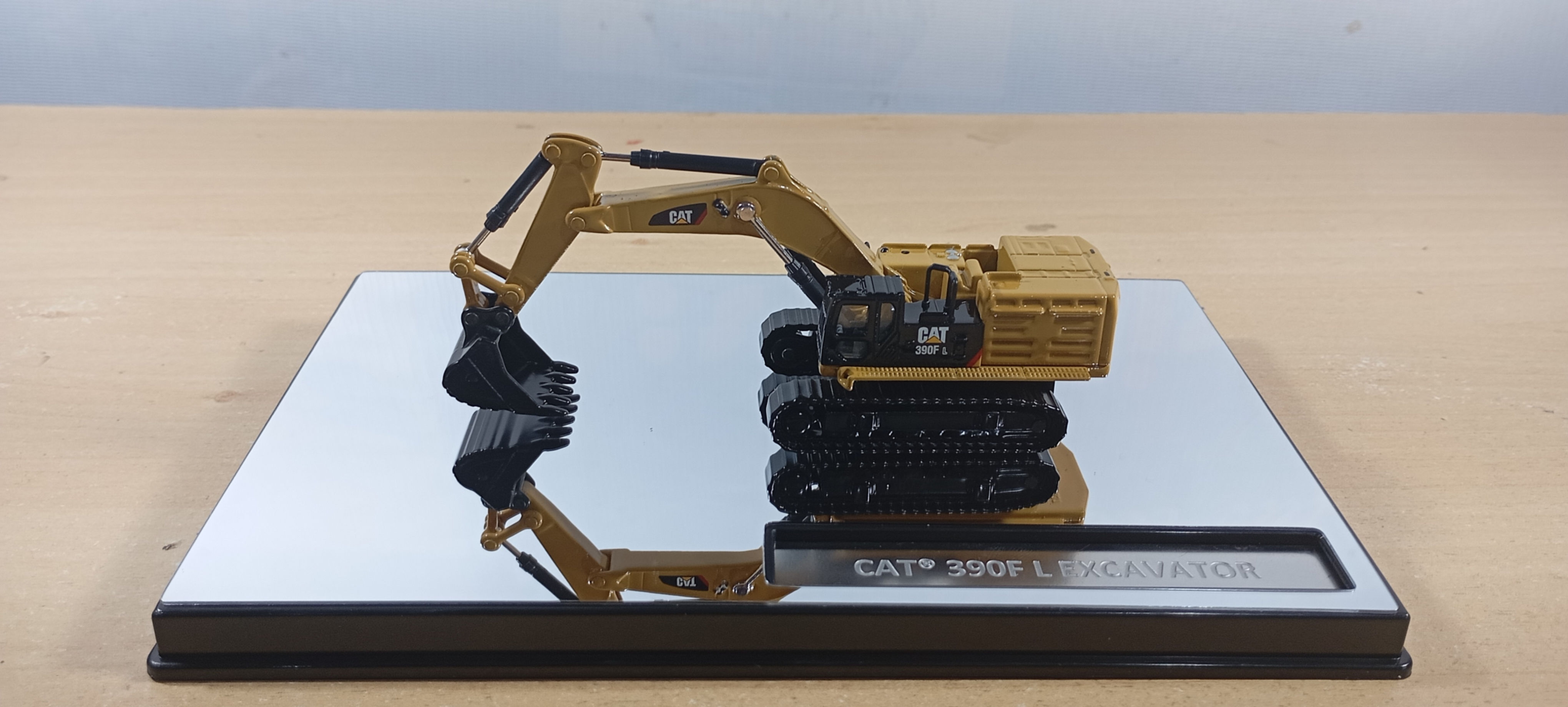 EXCAVADORA HIDRAULICA CAT 390F