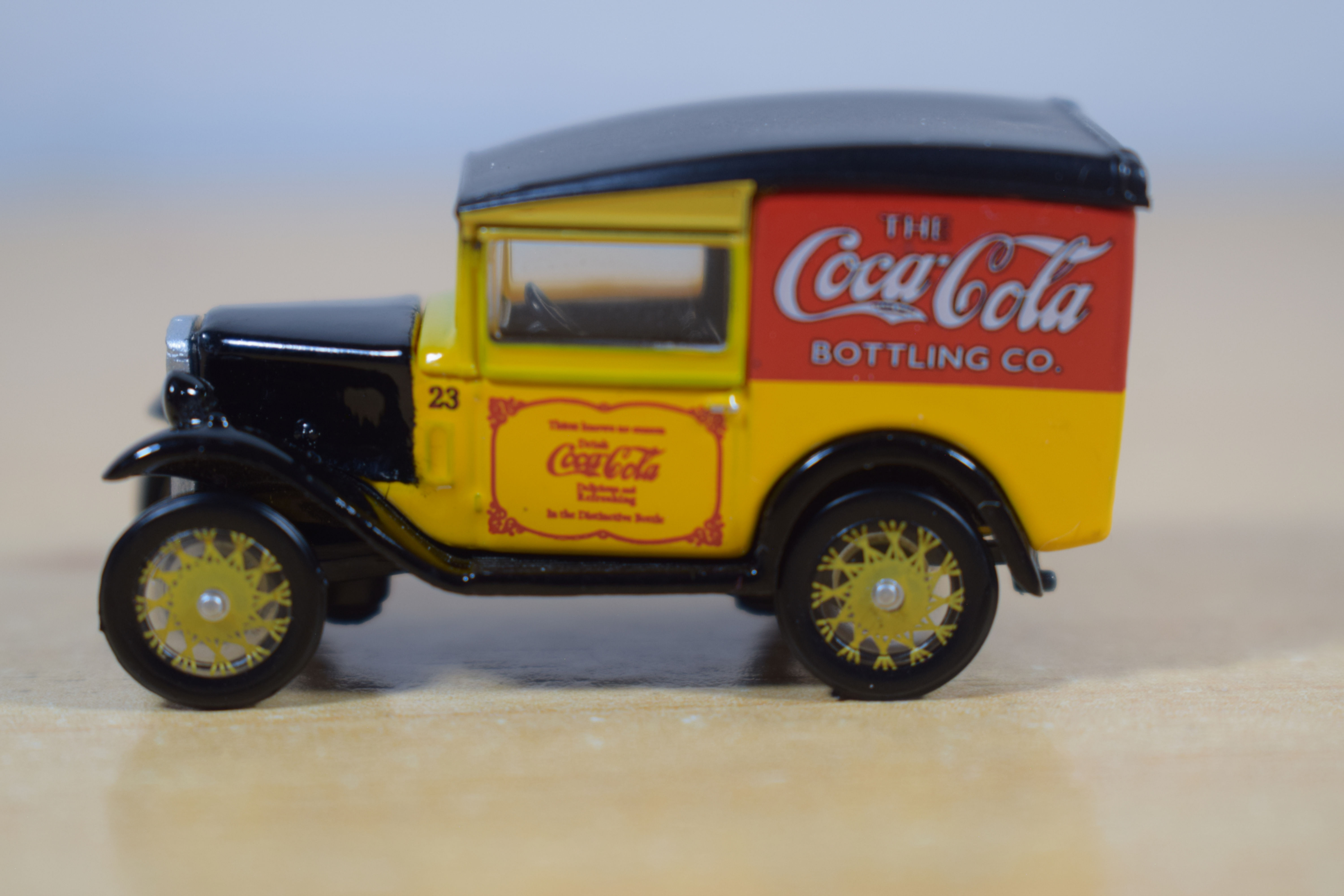 AUTO CLASICO AUSTIN 7 VAN RHD COCACOLA