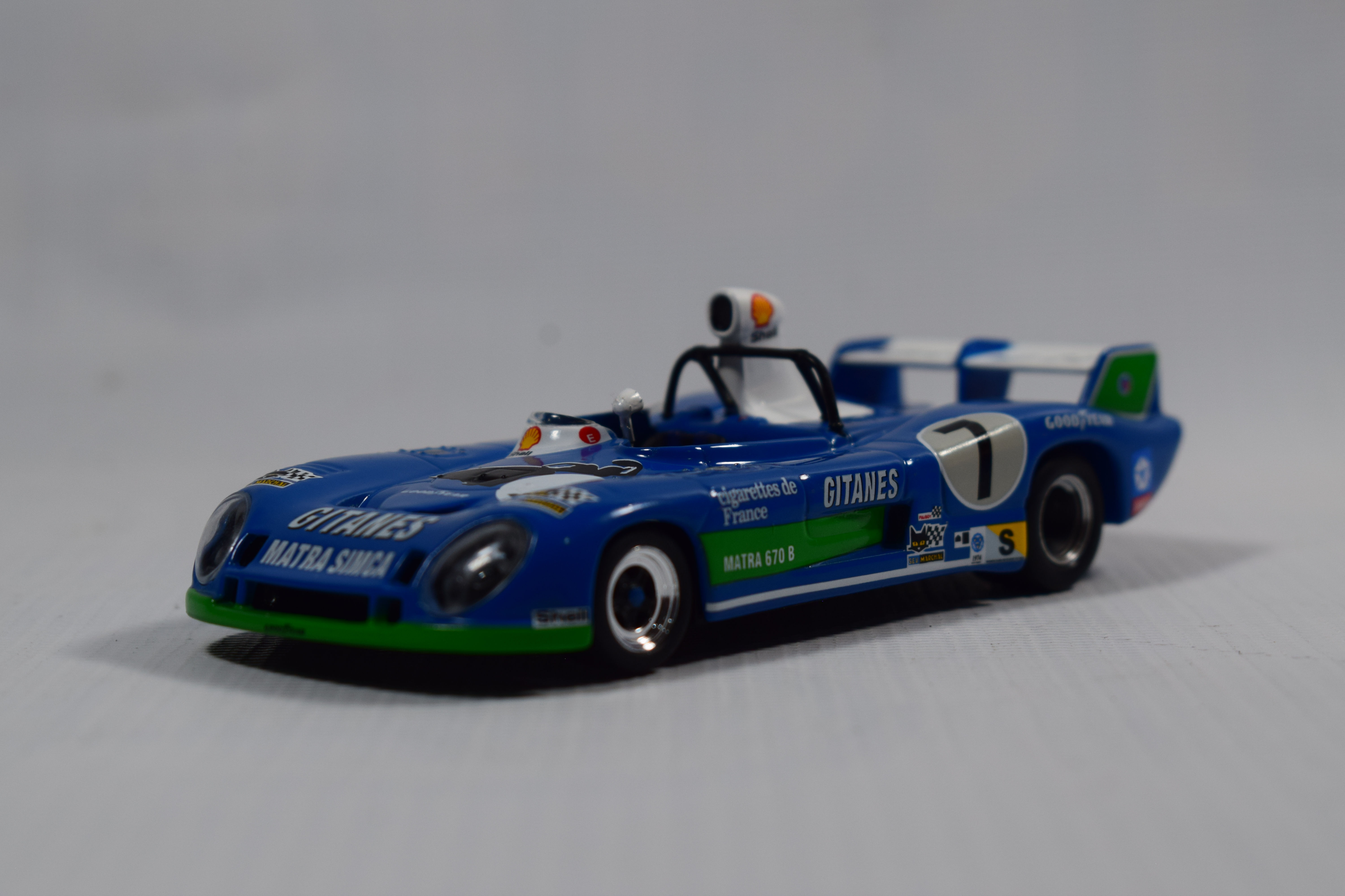 AUTO DE COMPETENCIA MATRA 670B N°7