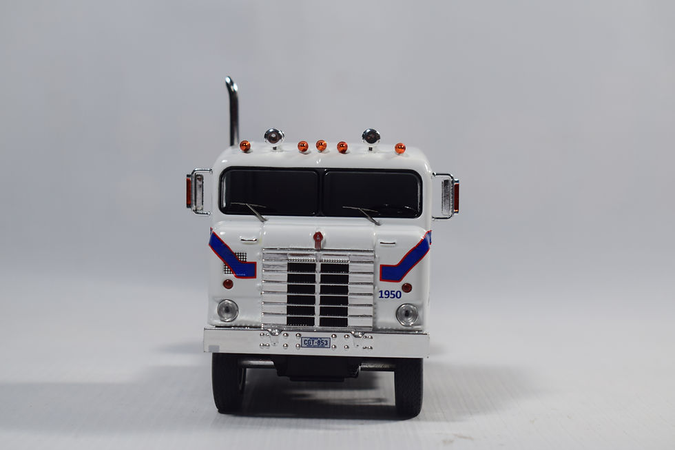 Miniatura: CABEZA TRACTORA KENWORTH BULLNOSE 1950