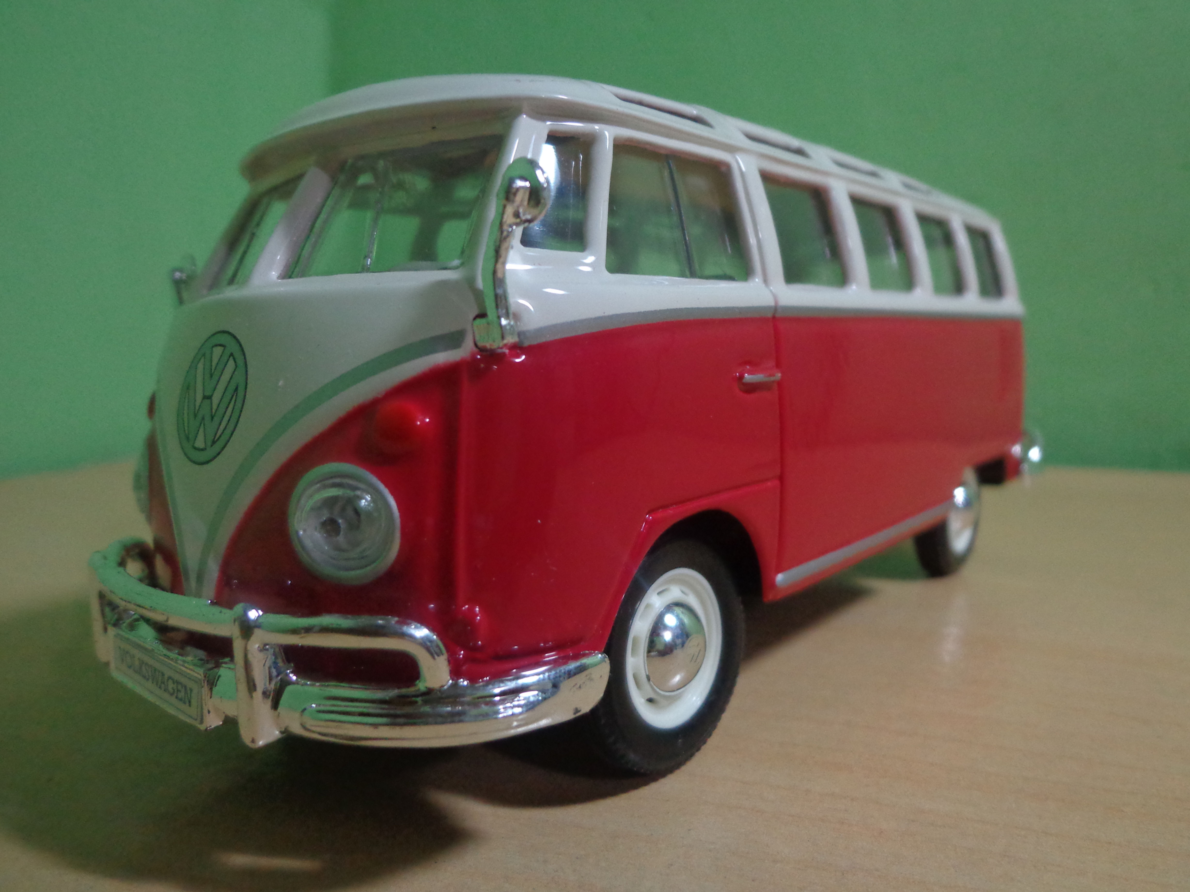 COMBI VOLKSWAGEN VAN SAMBA