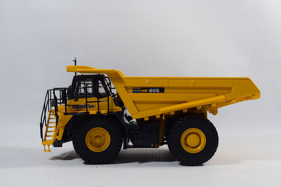 Miniatura: CAMION VOLQUETE MINERO KOMATSU HD605