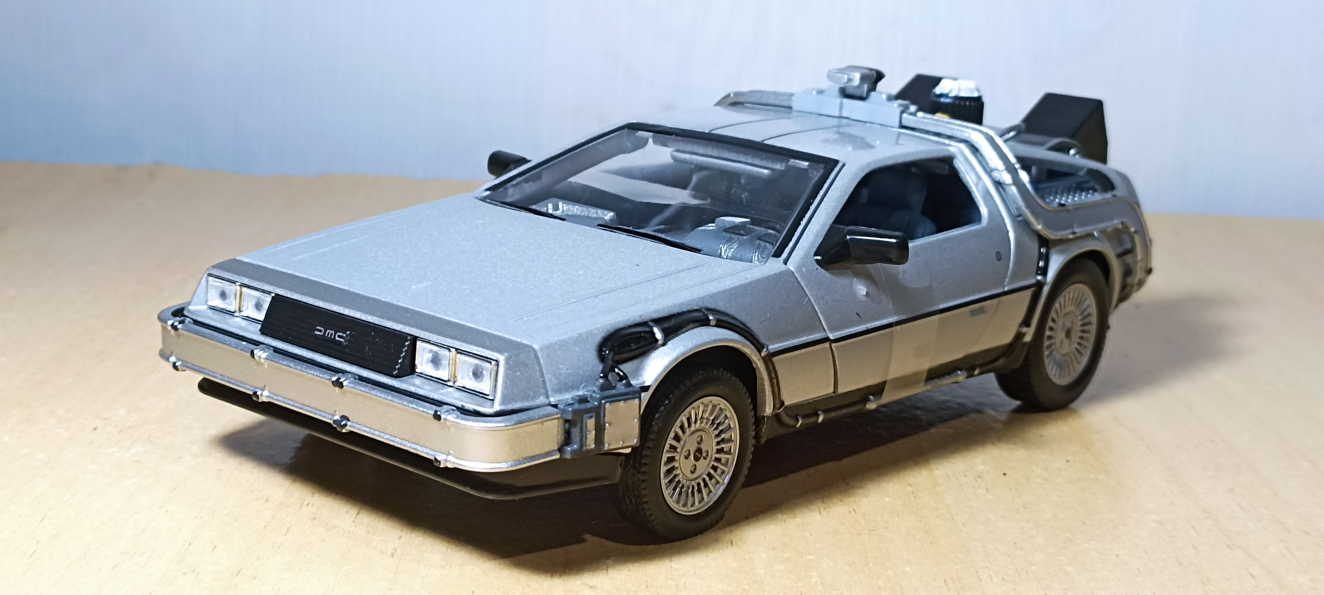AUTO MAQUINAS DEL FUTURO DE LOREAN
