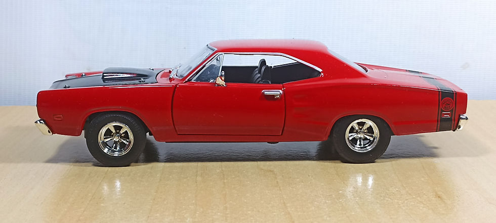 Miniatura: AUTO DODGE CORONET SUPER BEE 1969