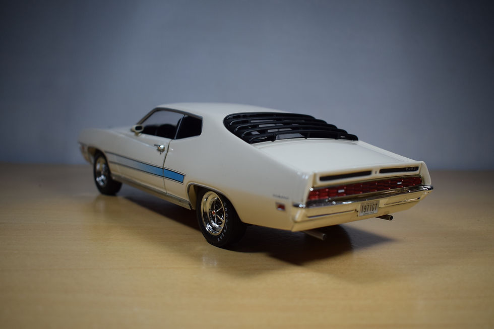 Miniatura: AUTO CLASICO FORD TORINO GT 1971