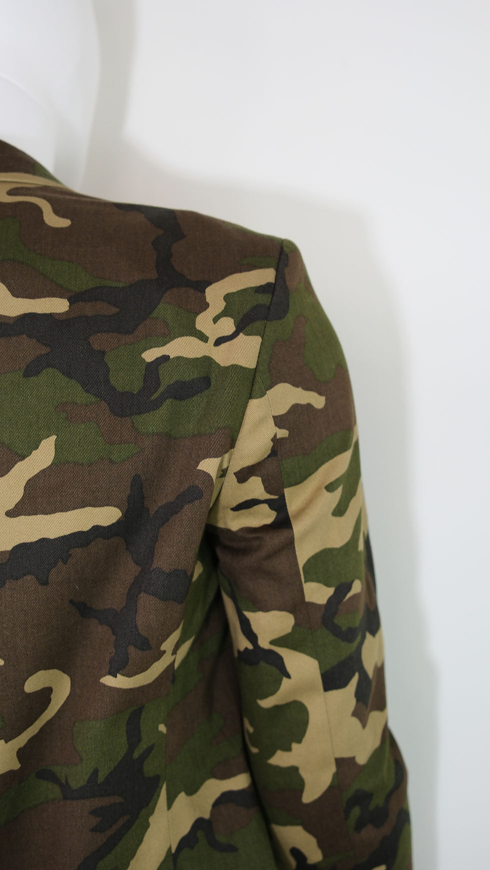 Thumbnail: Balmain Camo Blazer Gold Buttons