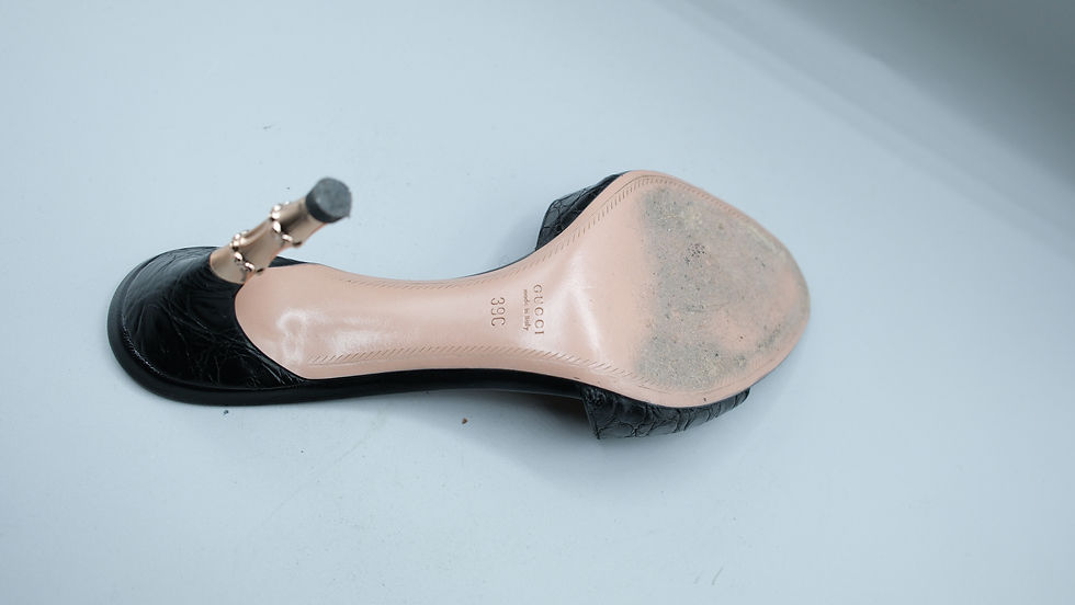 Thumbnail: Gucci Tom Ford SS 2004 Alligator Black Bamboo Heeled Shoes Mule