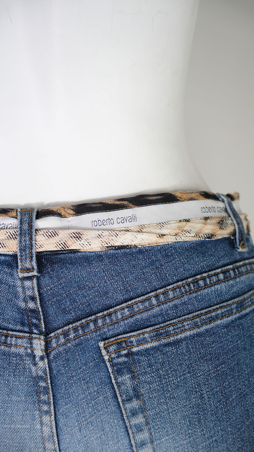 Thumbnail: Roberto Cavalli Cheetah Print Belted Blue Jeans
