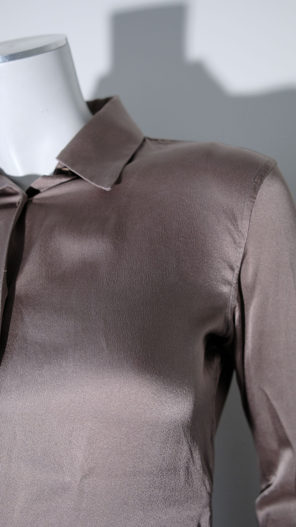 Thumbnail: Gucci Tom Ford Silk Longsleeve Shirt Purple