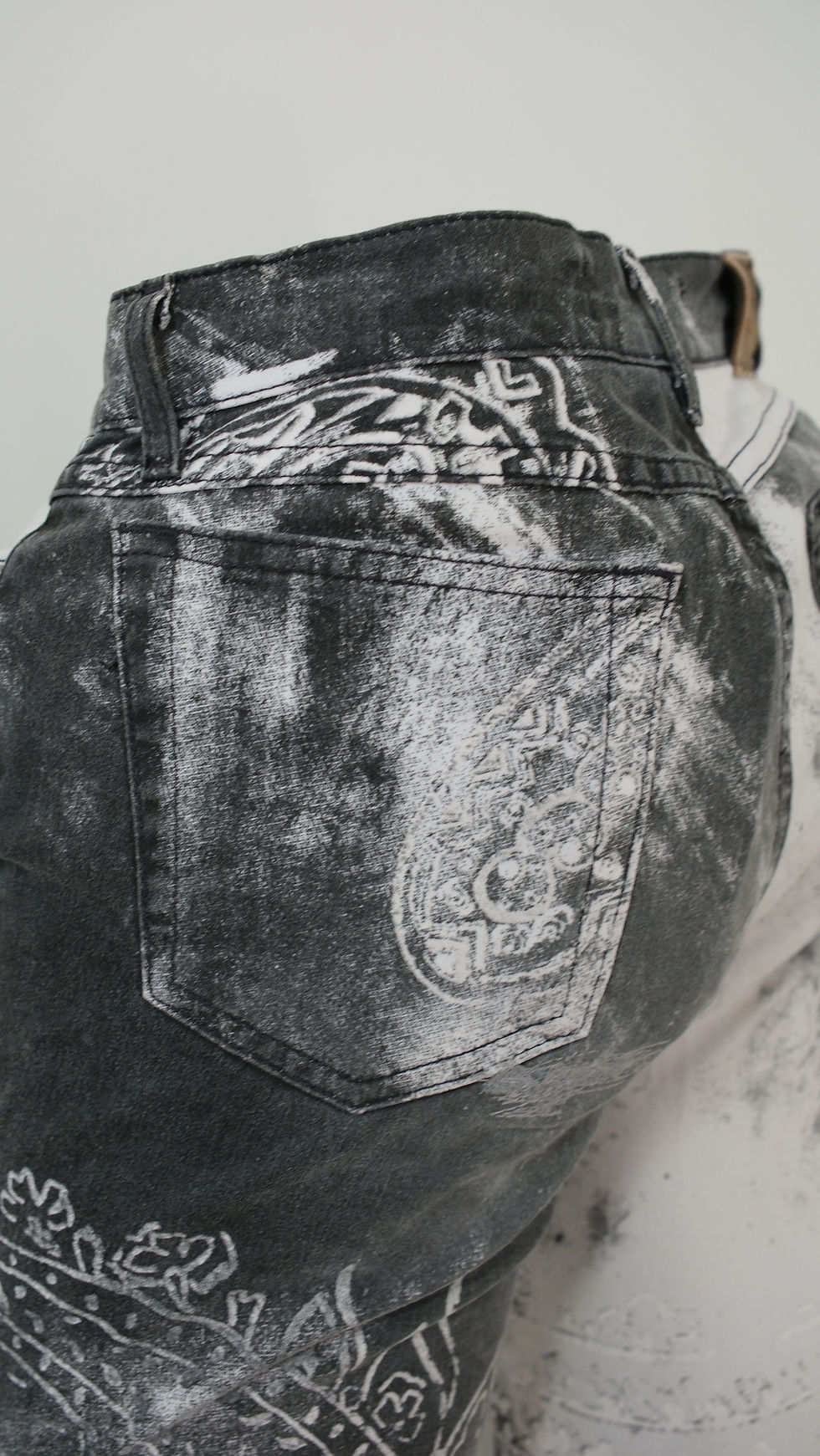 Thumbnail: Just Cavalli Astro World Tribal Black and White Aw2003