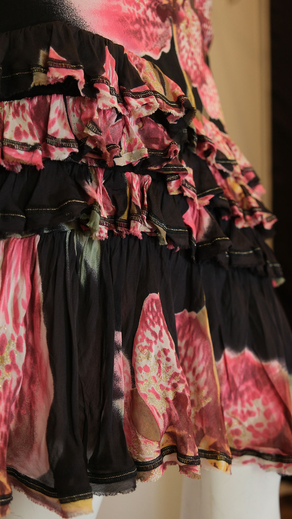 Thumbnail: Roberto Cavalli Fw2004 Floral Orchidée Black and Rose Silk Skirt