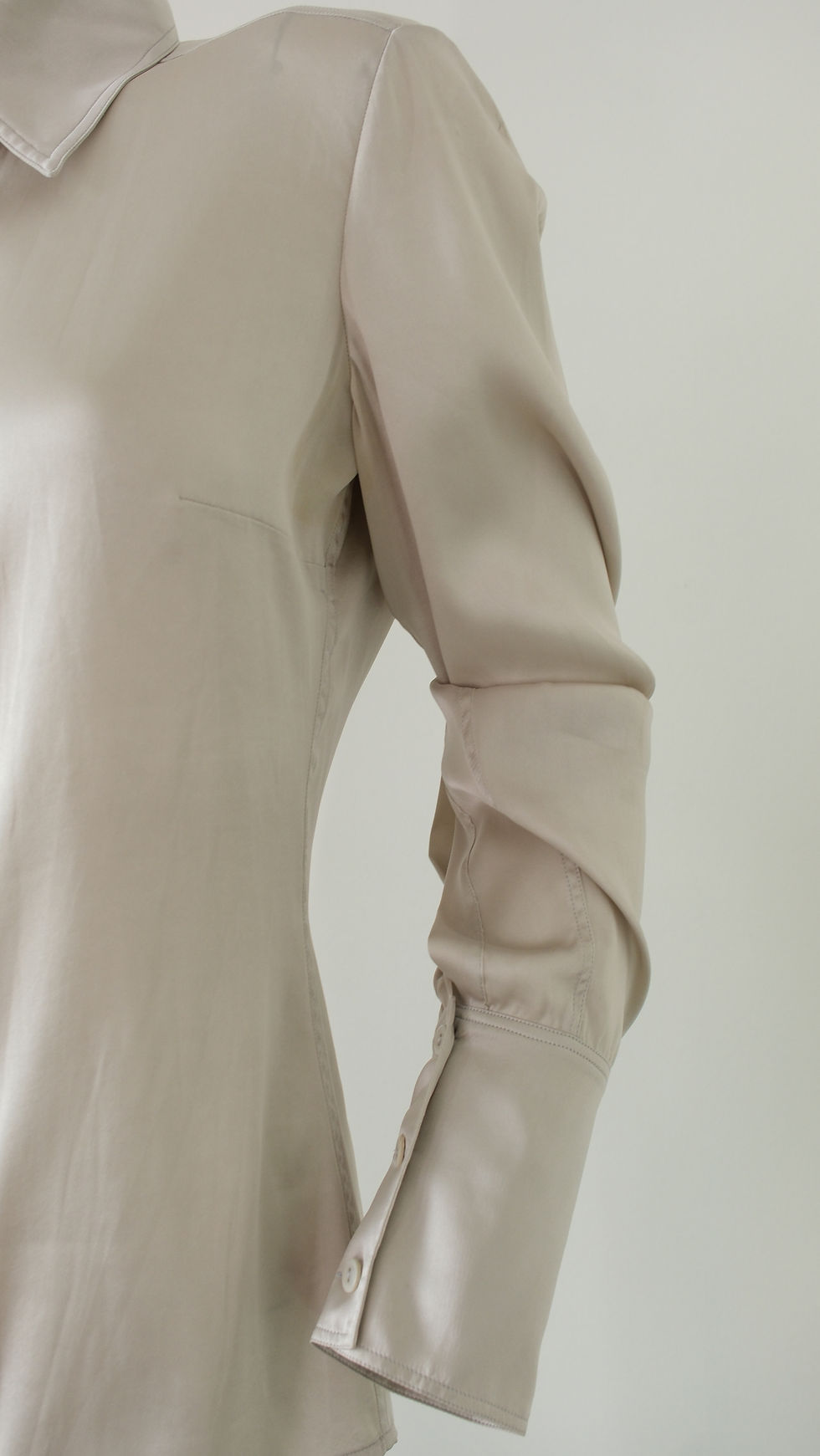 Thumbnail: Gucci Tom Ford Silk Longsleeve Shirt "Champagne"