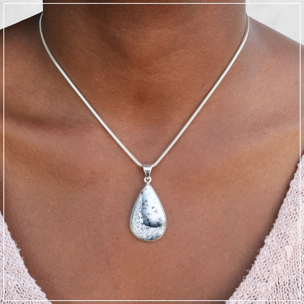 Pendentif goutte en Agate dendritique sur chaînette en Argent 925, bijou porté