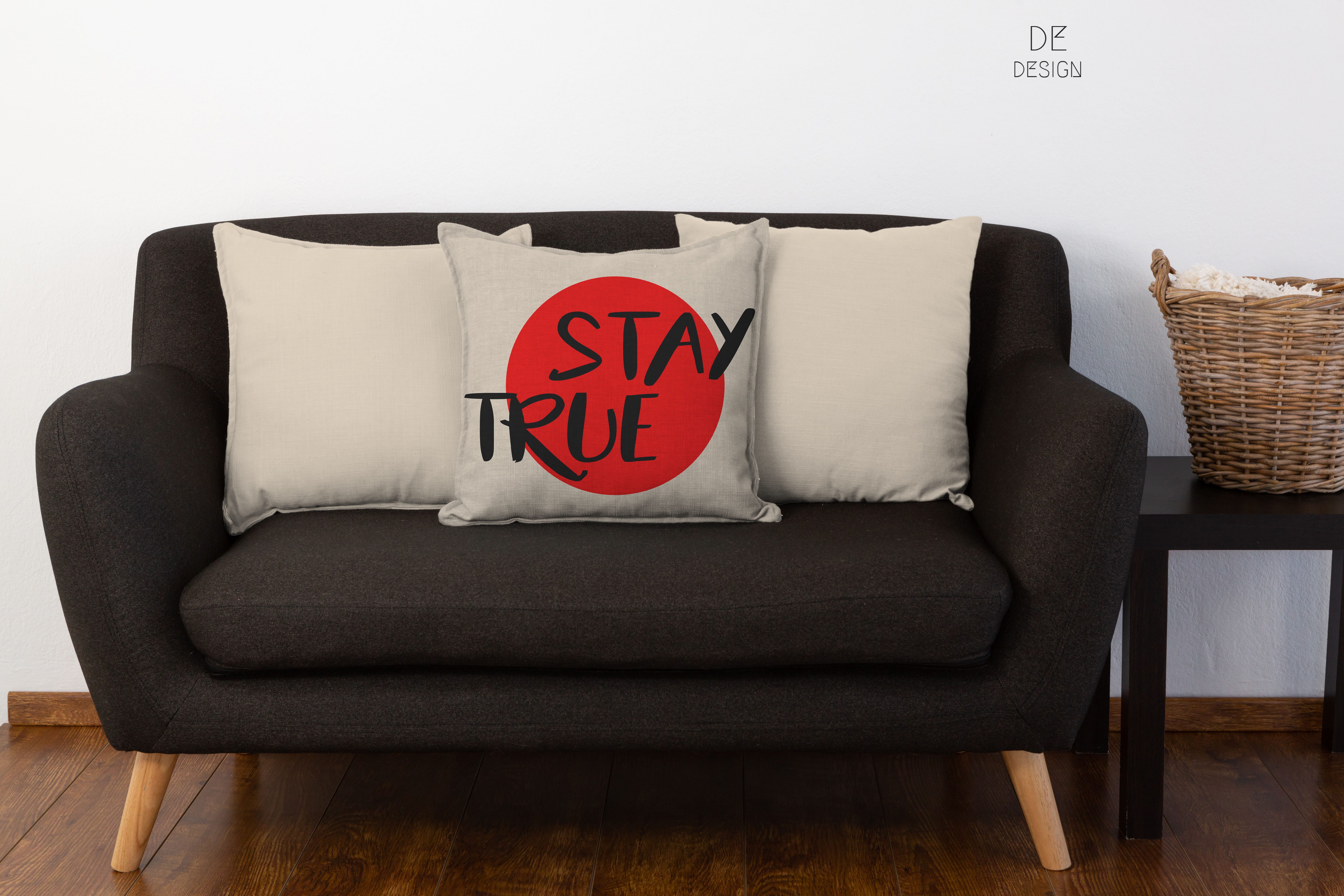 Stay True Kırlent Kılıfı