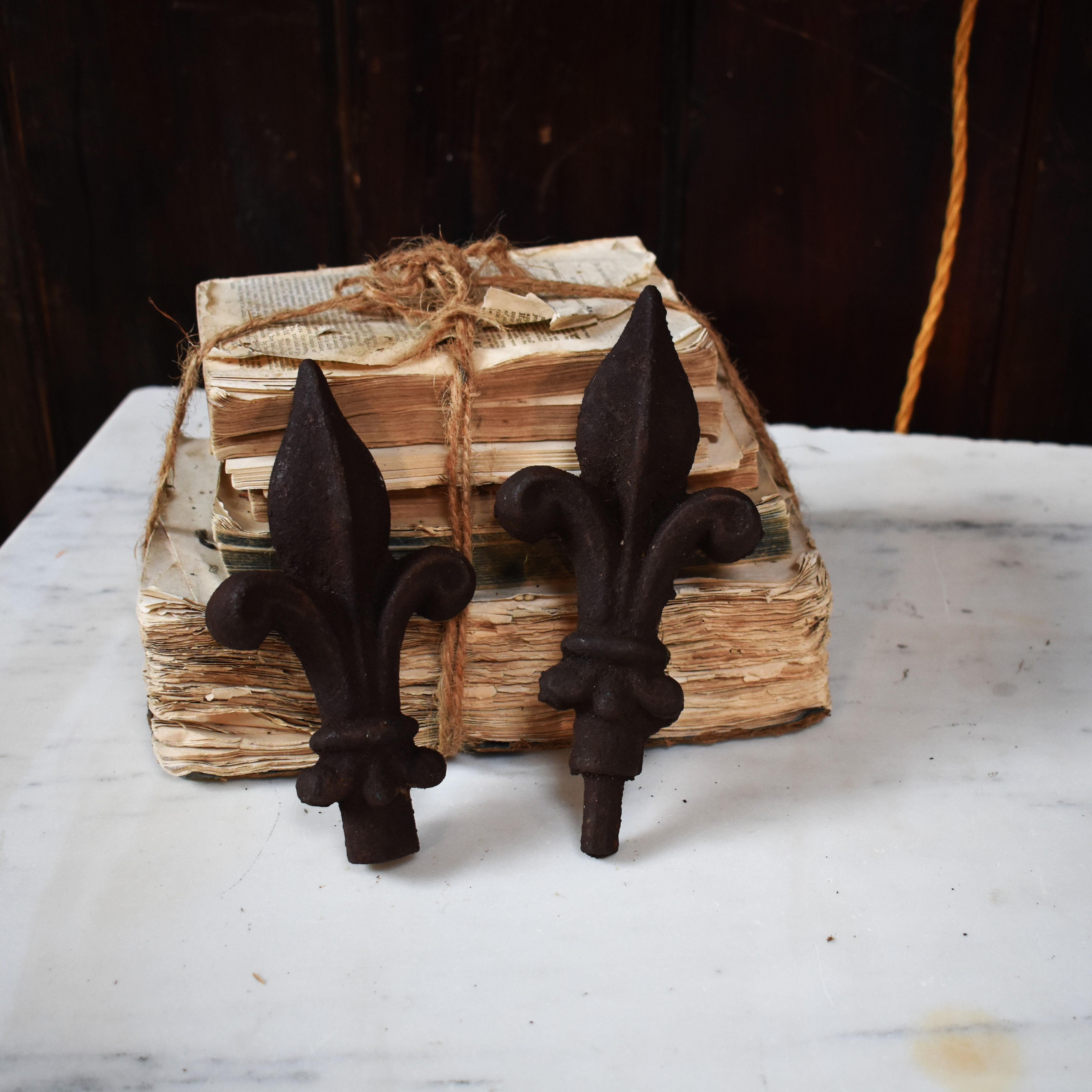 Antique Cast Iron Fleur De Lis Salvaged Royal Park Railing Top Finual Pair
