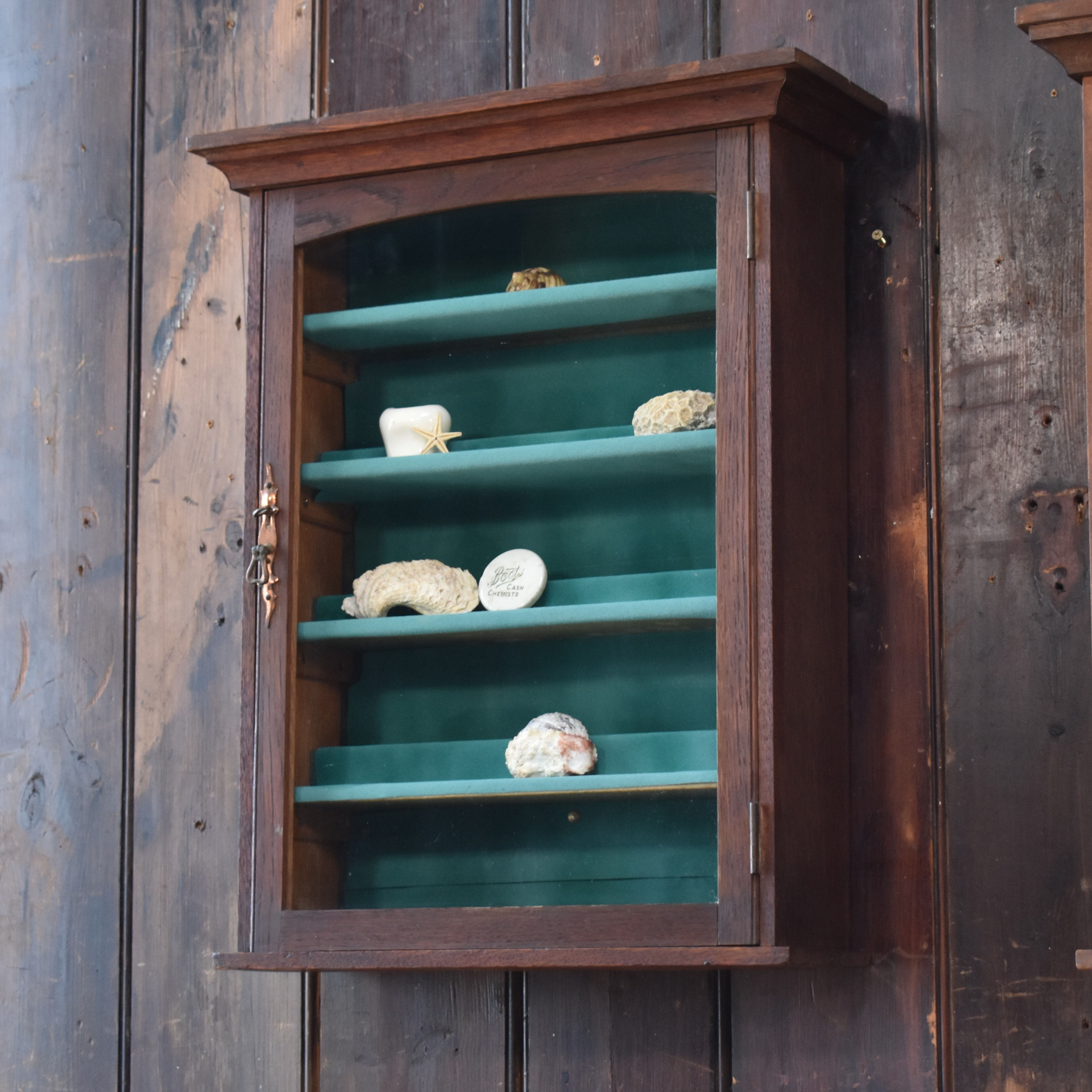 Antique Arts & Crafts Oak Wall Cabinet Bathroom Kitchen Spice Display Cupboard