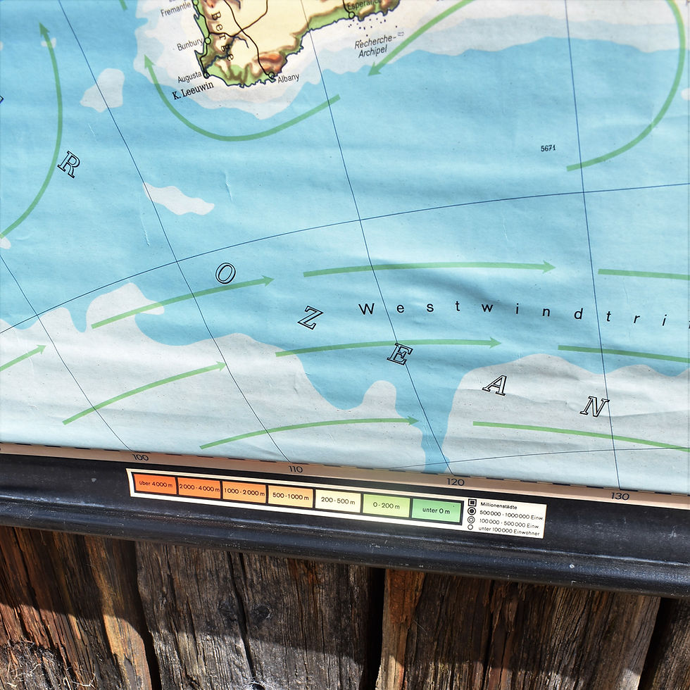 Thumbnail: Vintage Large Haack-Painke Map Australia In German Linen Backed Original Batons