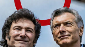 El "Círculo Rojo" puso a trabajar a Mauricio Macri para sostener el tercio de Javier Milei. ¿Por qué es un trabajo difícil y quién puede salvarlo de caras al 2027?. De la interferencia de Trump: Nada?