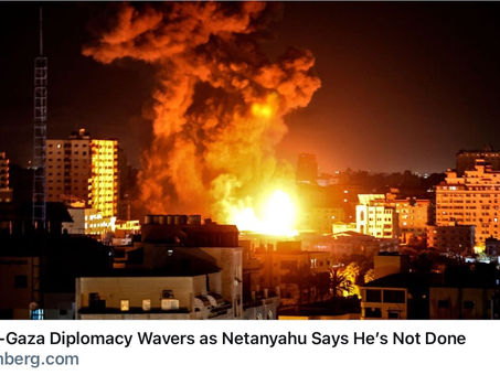 Ofendidos por el ataque al edificio “de prensa” ahora culpan a Benjamin Netanyahu de demorar la paz