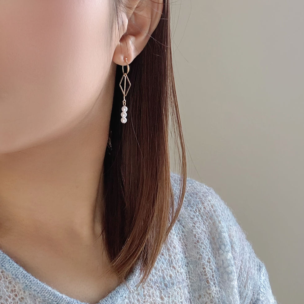 サムネイル： No.40 | 2way 小さいパールとひし形モチーフが上品に揺れるイヤリング