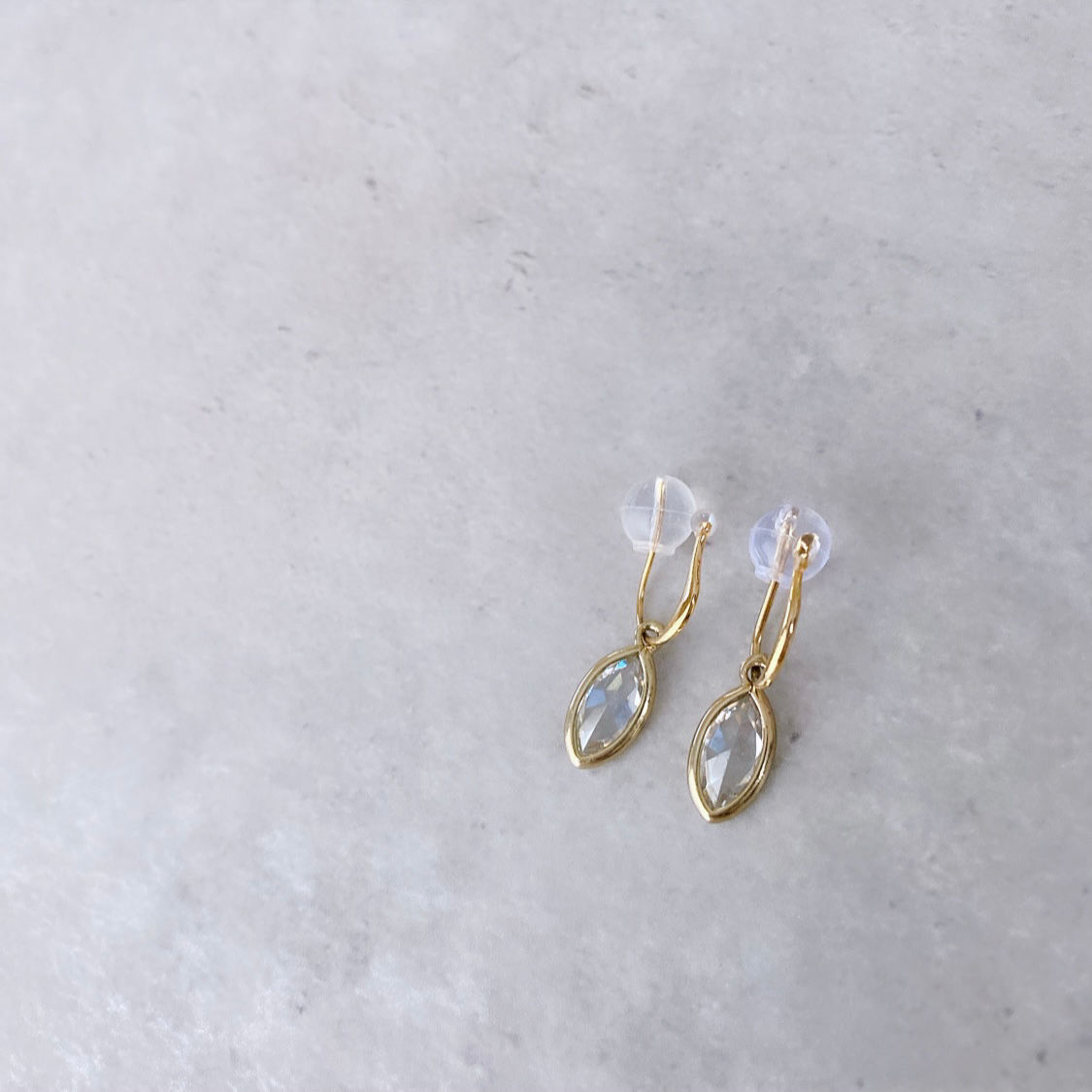 No.37 | マーキスストーンが揺れるイヤリング