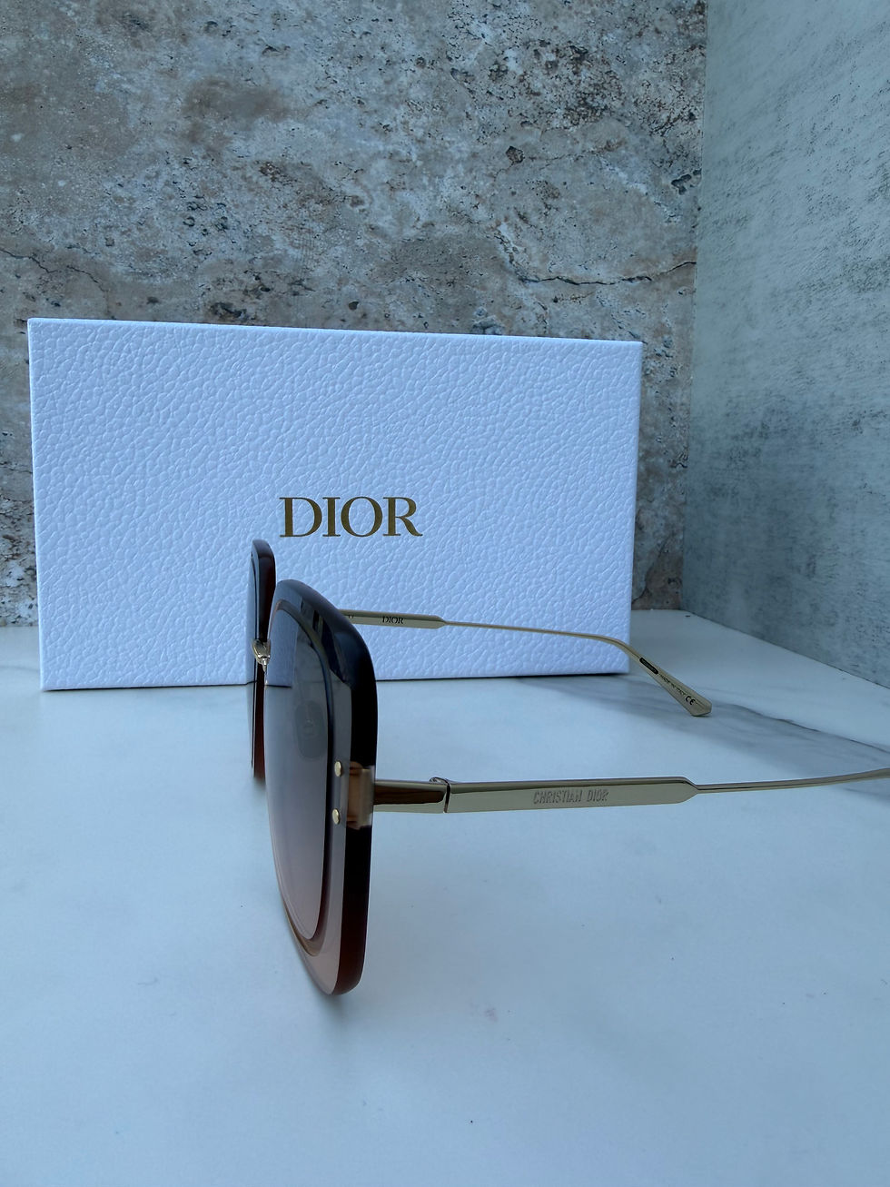 Thumbnail: ULTRADIOR SU Brown Pink Gradient Square Ladies
