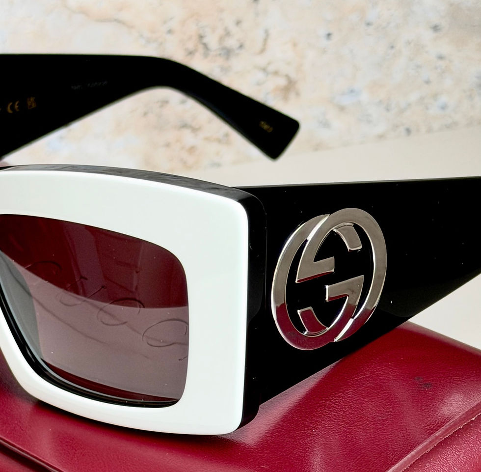 Miniatura: Gafas de sol negras con forma de mariposa para mujer